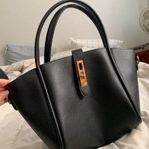 Set of two purses